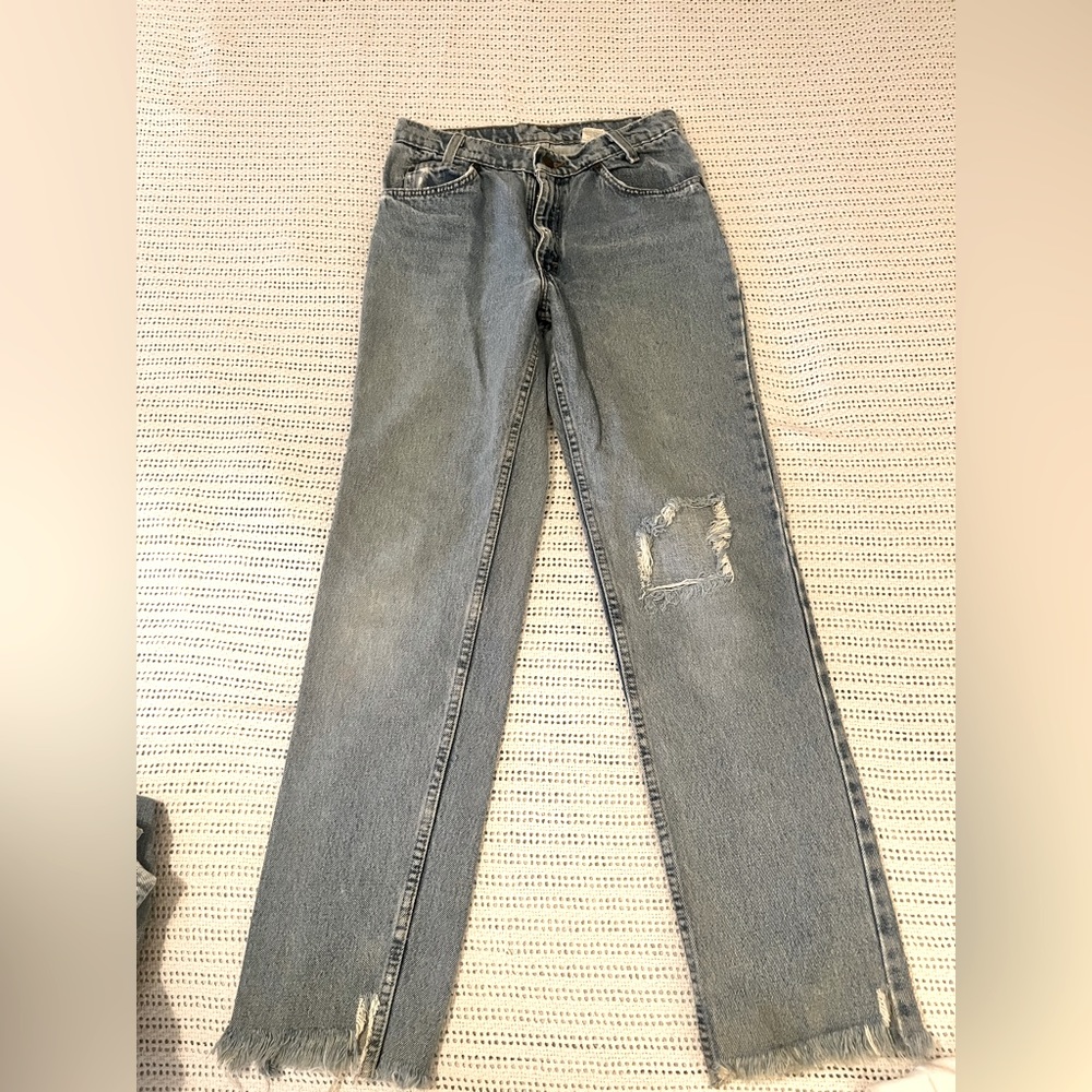 Vintage Levi’s. Real denim. “Student” size 30 x 32. Fits like a small 4.